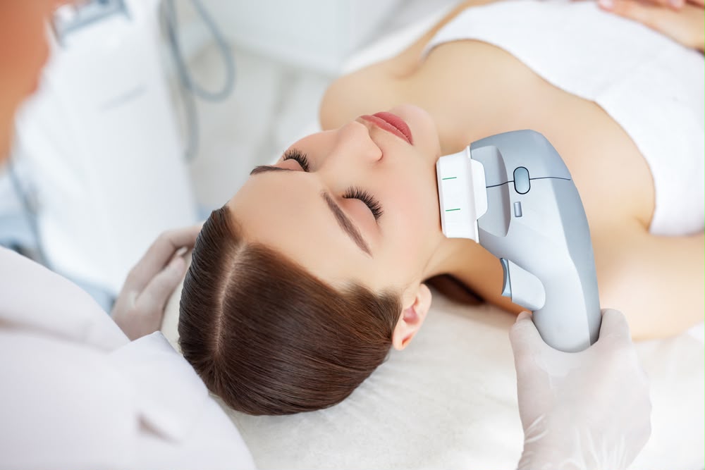 HIFU focused ultrasound skin lift at EsteCenter Istanbul