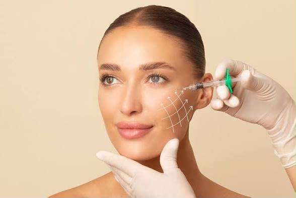 Smart filler facial contouring at EsteCenter Istanbul